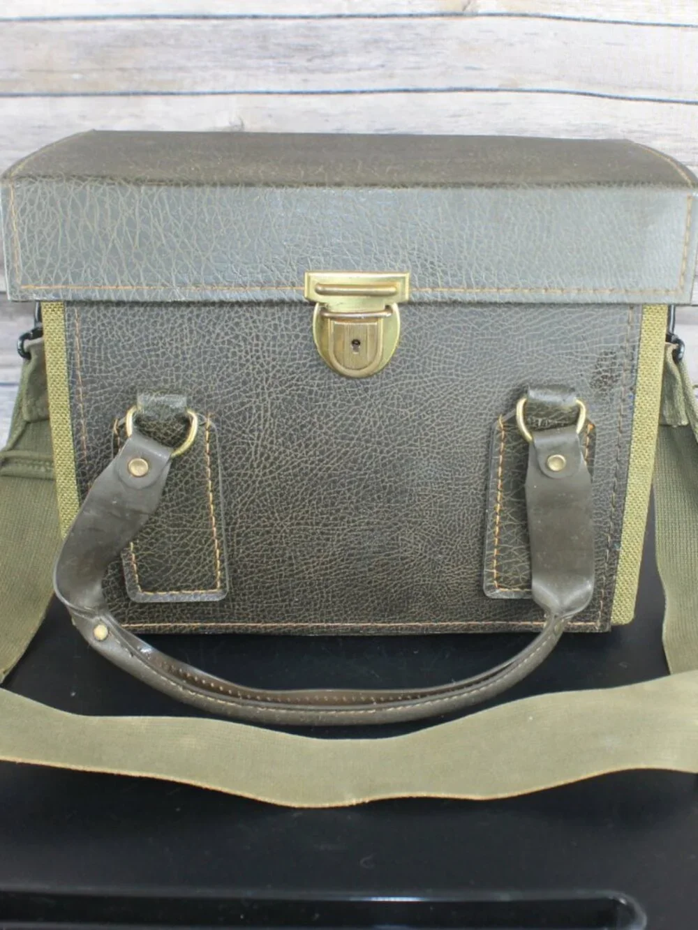 Vintage Style Hard Camera Case Olive Green Canvas Leather Shoulder Carry Suede